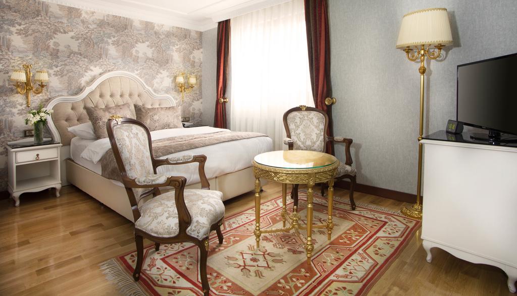BEST WESTERN EMPIRE PALACE