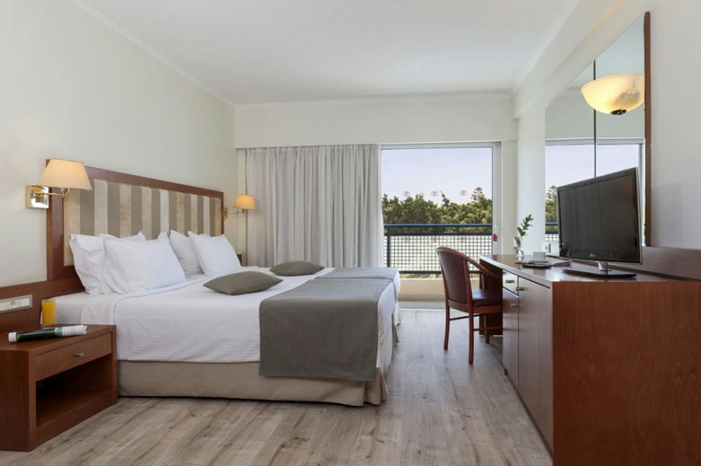 BEST WESTERN PLAZA HOTEL