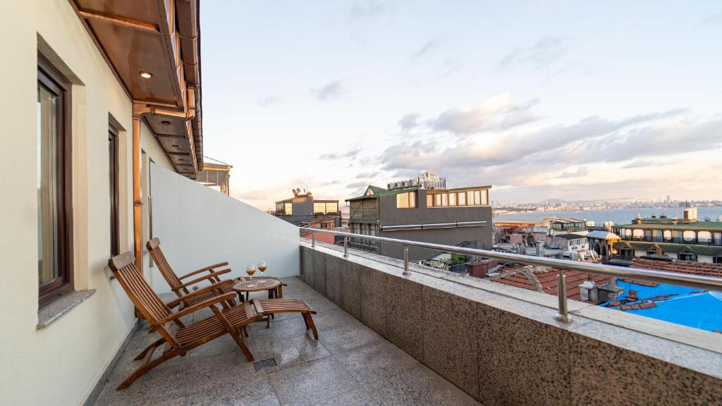 BIZ CEVAHIR HOTEL SULTANAHMET