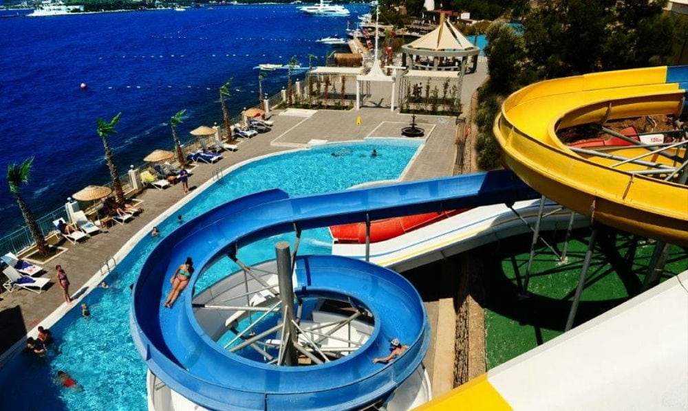 BLUE DREAMS RESORT & SPA