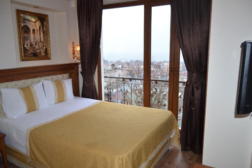 BLUE ISTANBUL HOTEL 