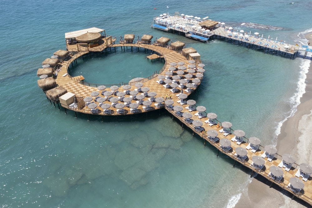 BLUE MARLIN DELUXE SPA RESORT