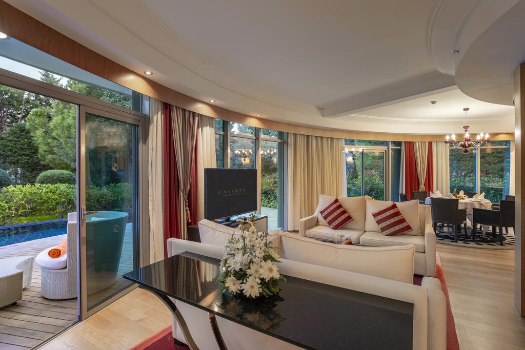 CALISTA LUXURY RESORT 