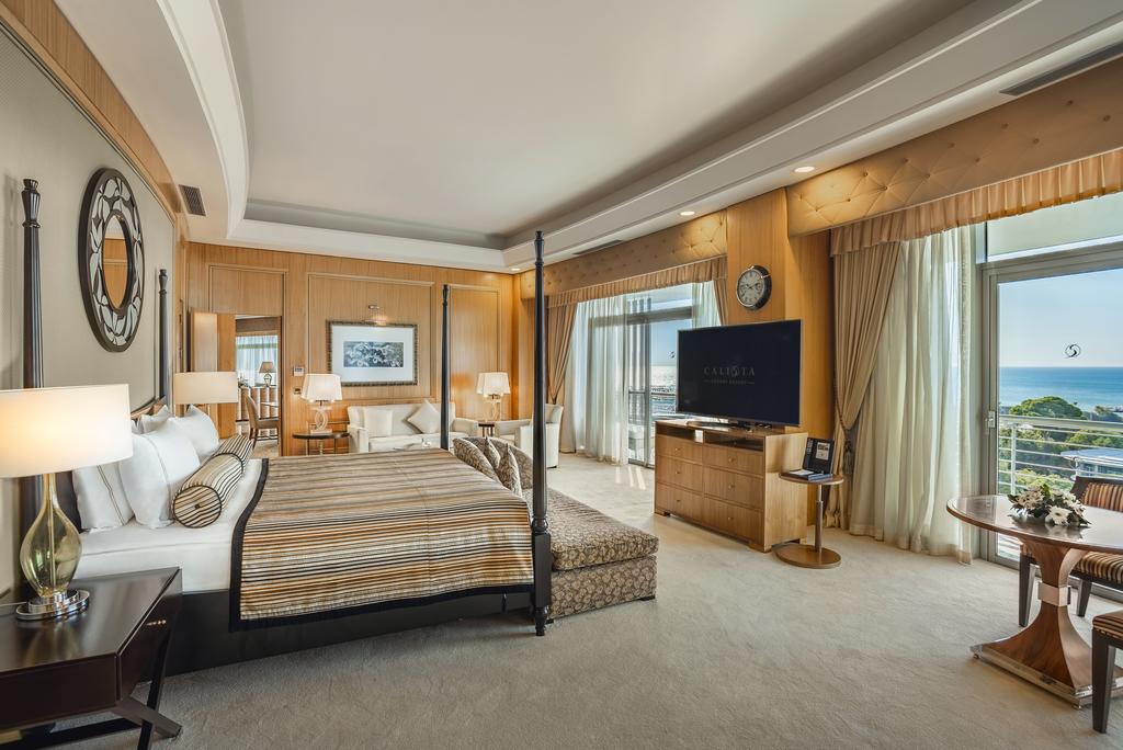 CALISTA LUXURY RESORT 