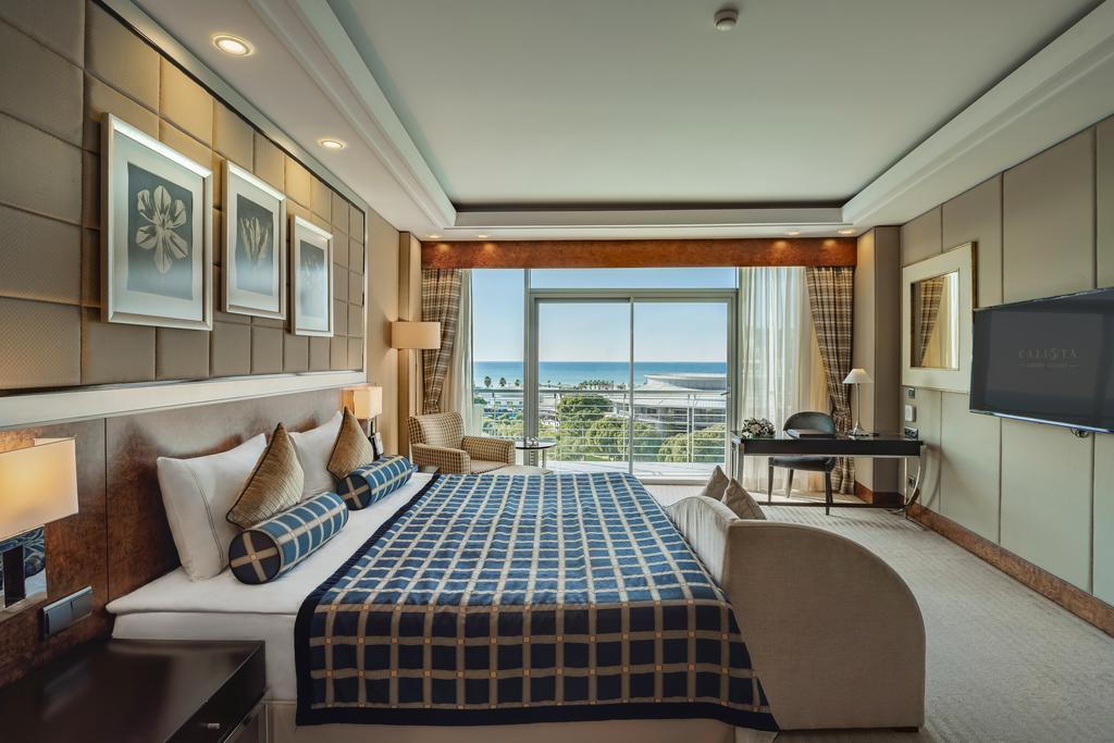 CALISTA LUXURY RESORT 