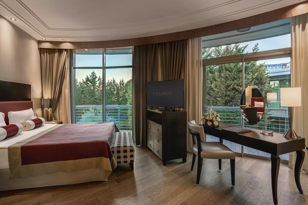 CALISTA LUXURY RESORT 