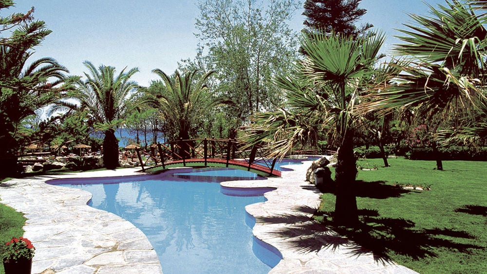 CALYPSO BEACH HOTEL