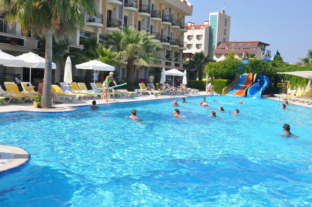 CAMYUVA BEACH