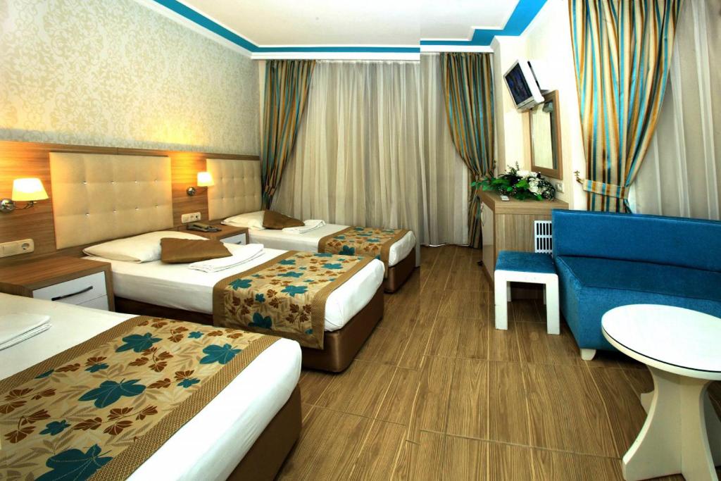 CENDER HOTEL