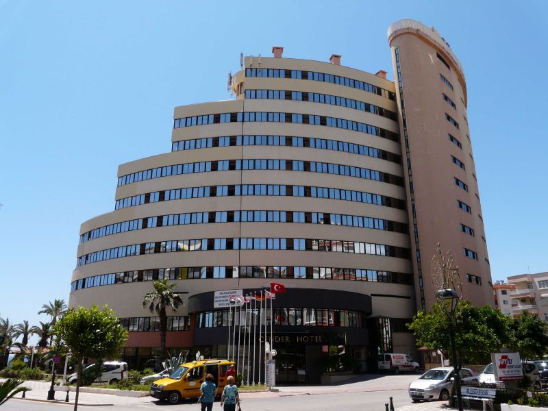 CENDER HOTEL