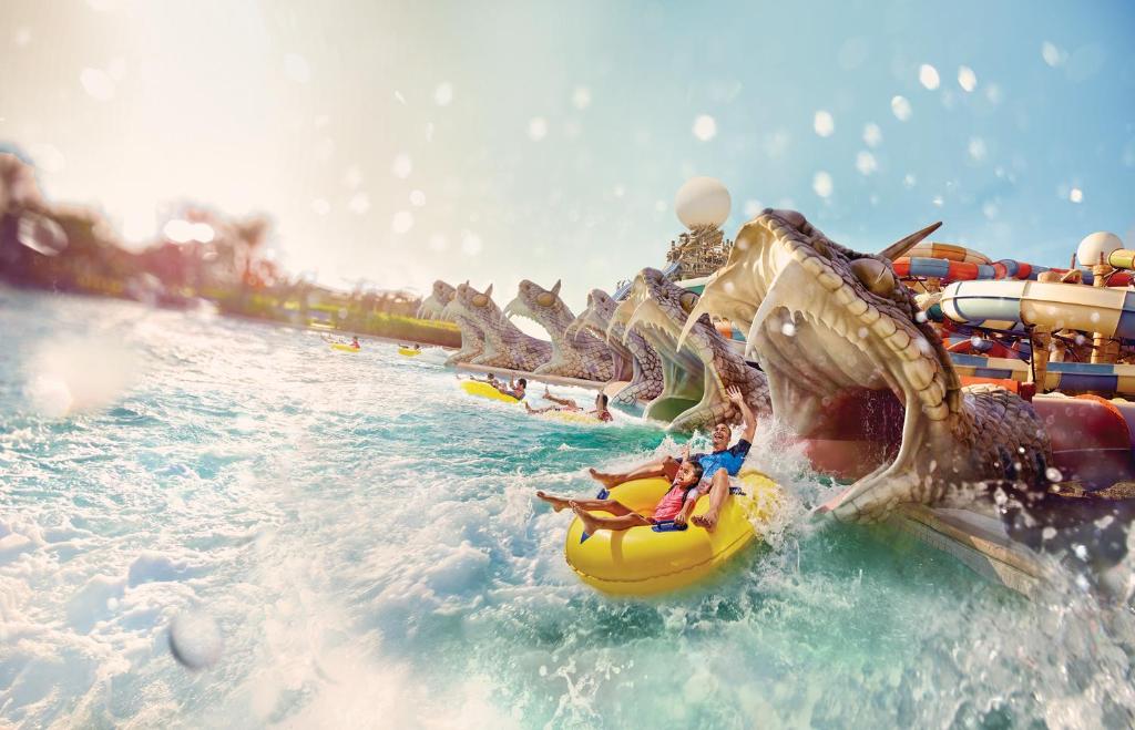 CENTRO YAS ISLAND