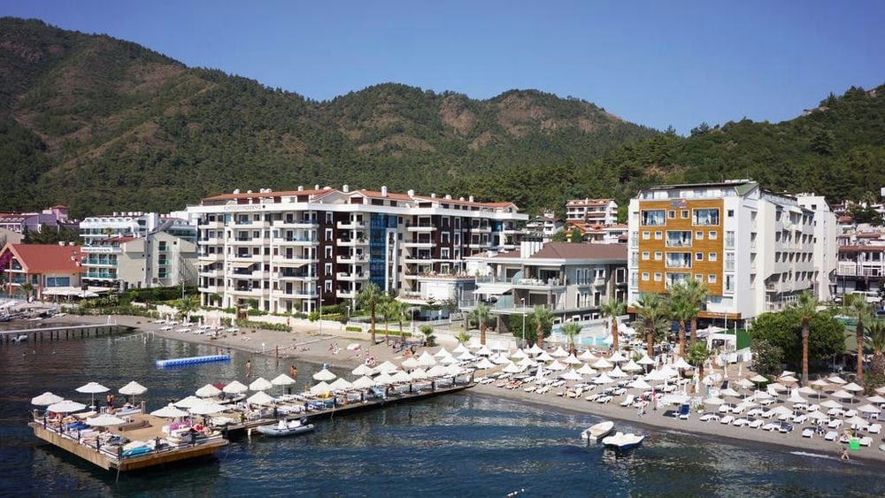 CETTIA BEACH