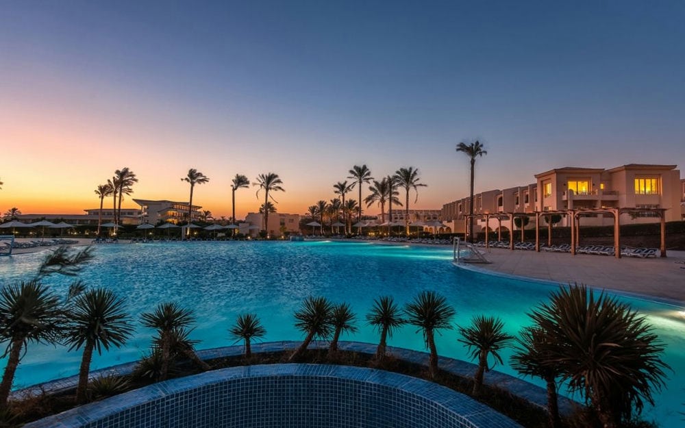 CLEOPATRA LUXURY RESORT MAKADI BAY