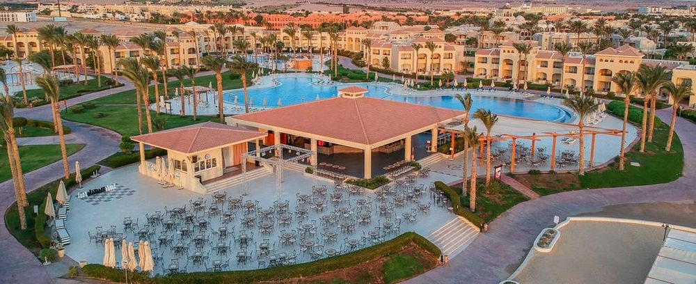 CLEOPATRA LUXURY RESORT MAKADI BAY