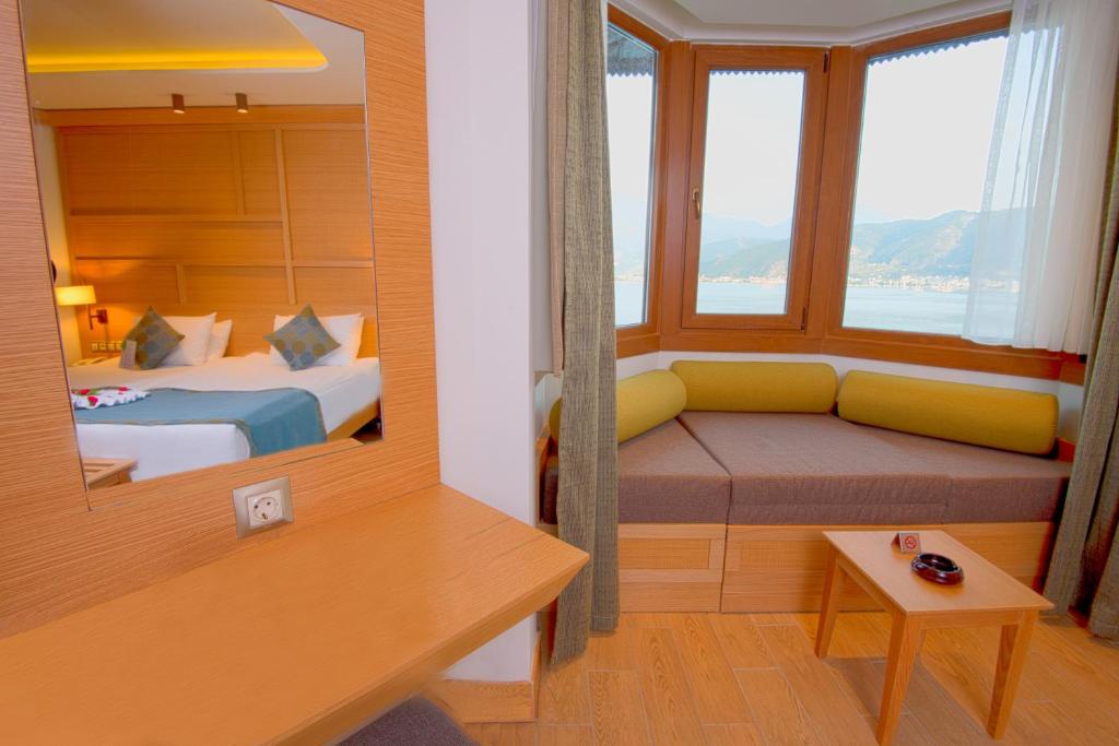 CLUB & HOTEL LETOONIA