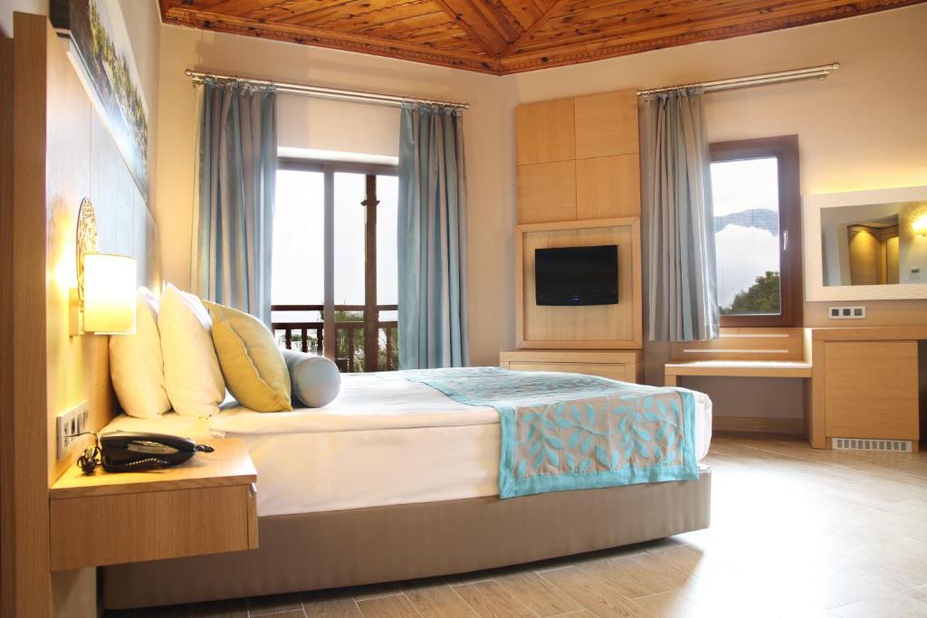 CLUB & HOTEL LETOONIA