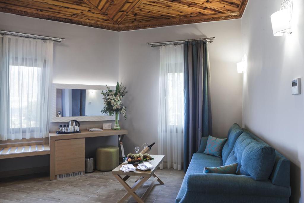 CLUB & HOTEL LETOONIA