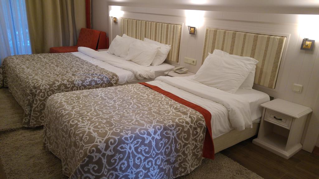 CLUB BORAN MARE BEACH