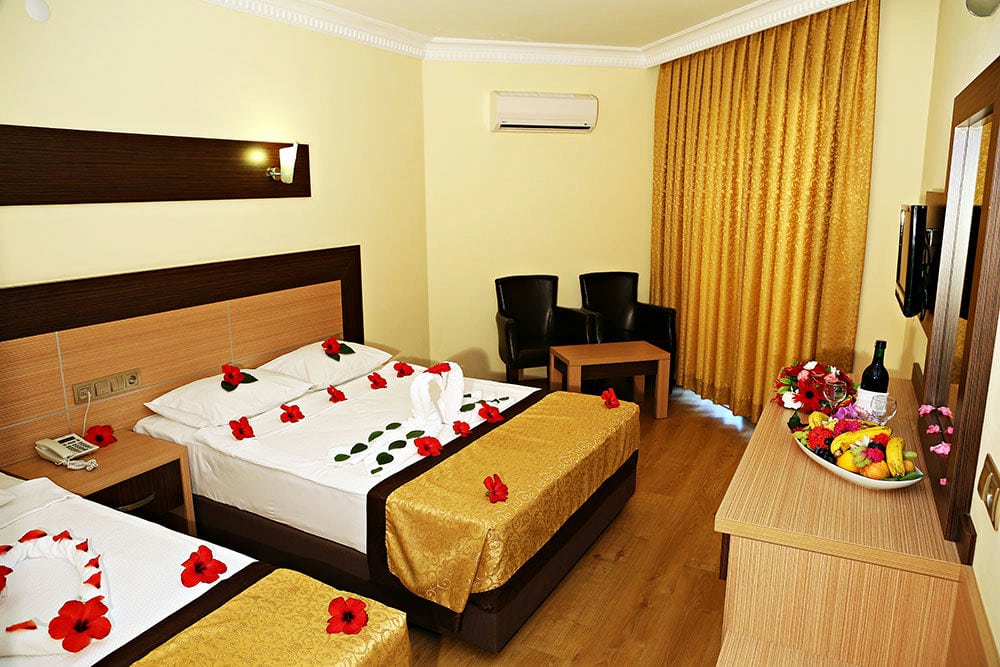 CLUB HOTEL CARETTA BEACH