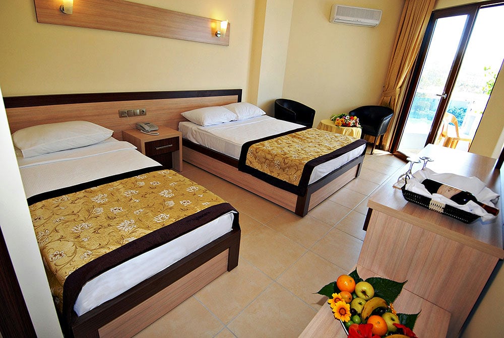 CLUB HOTEL CARETTA BEACH