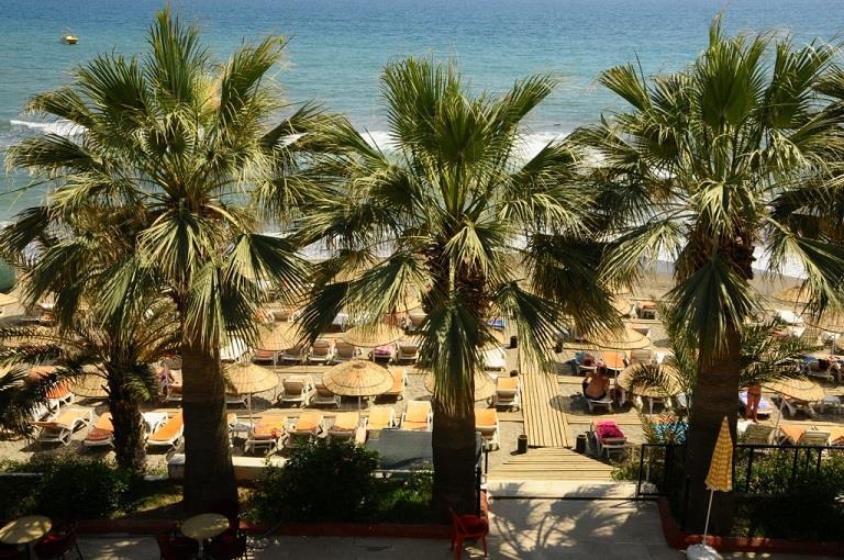CLUB TESS HOTEL 