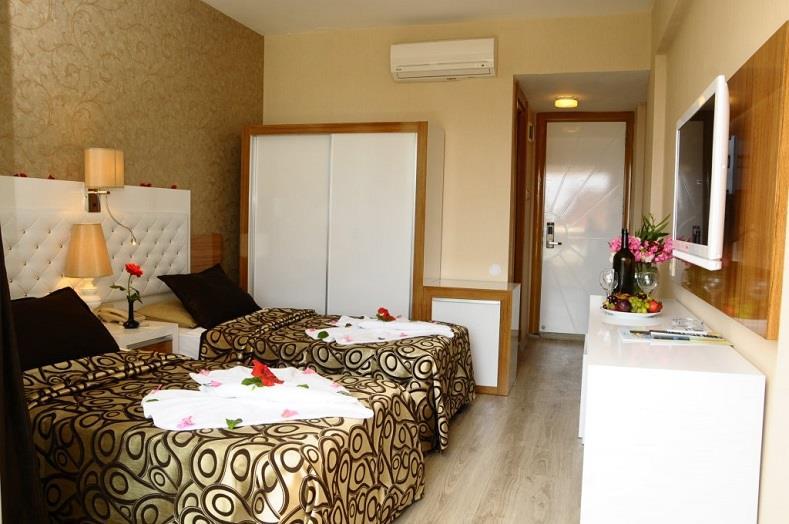 CLUB TESS HOTEL 