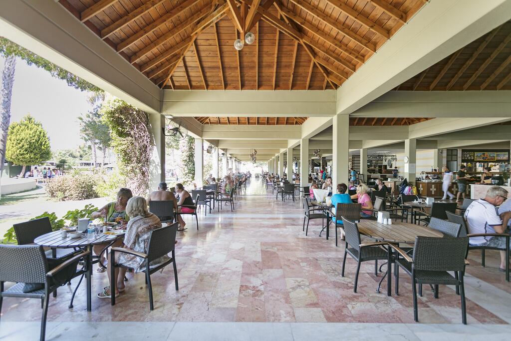 CLUB TUANA