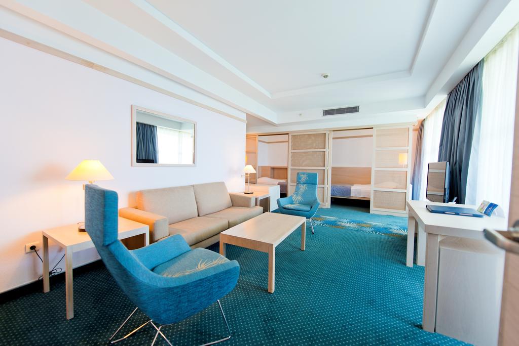 CONCORDE DE LUXE RESORT