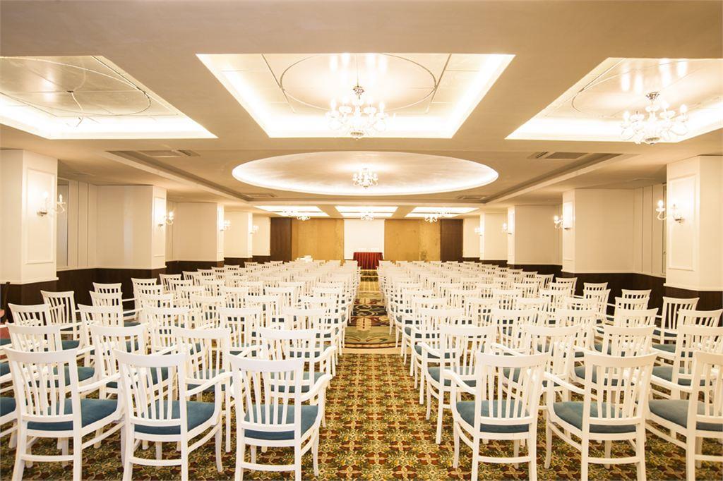 CONCORDIA CELES HOTEL