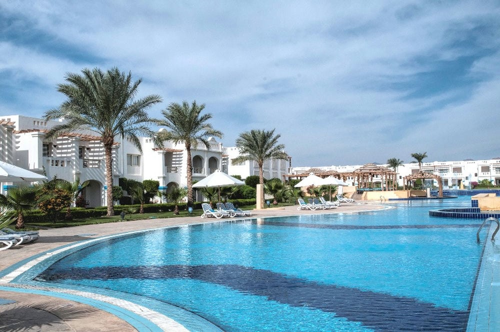 CONTINENTAL PLAZA BEACH