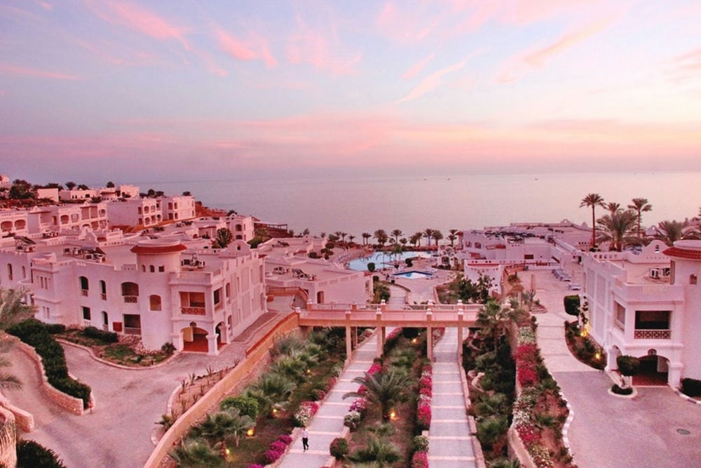 CONTINENTAL PLAZA BEACH