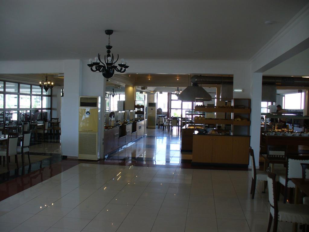 COSTA LINDIA BEACH