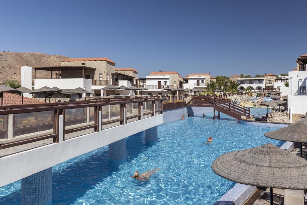 COSTA LINDIA BEACH