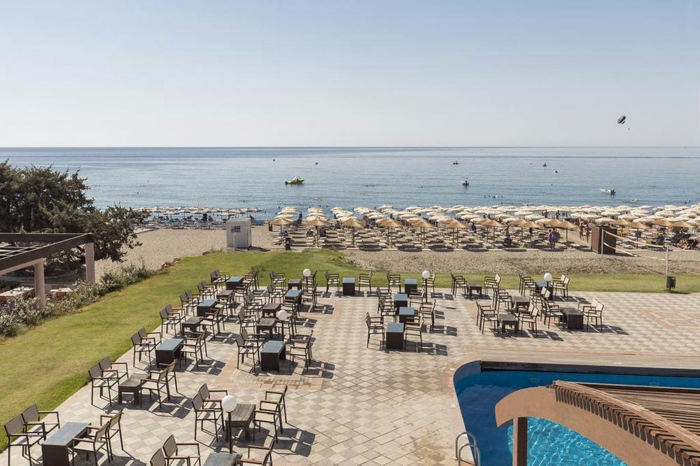 COSTA LINDIA BEACH