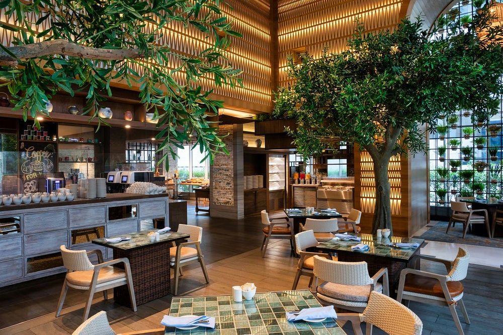 CROWNE PLAZA DUBAI MARINA 