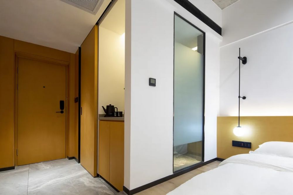 Daisy Inn Sanya(Ex.Sanya Yuanye Ying Xing Hotel)