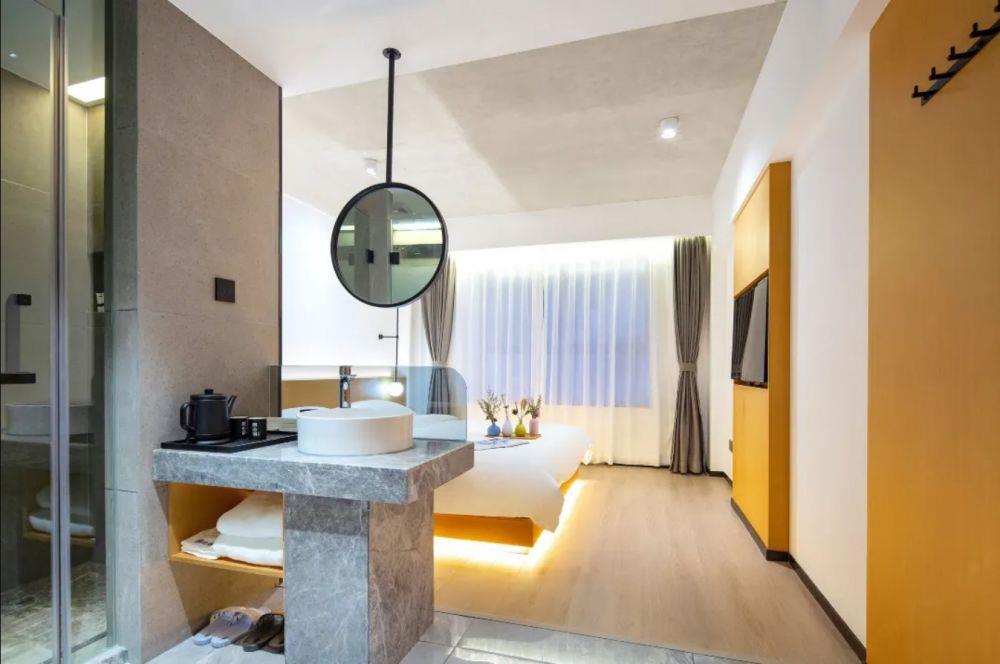 Daisy Inn Sanya(Ex.Sanya Yuanye Ying Xing Hotel)