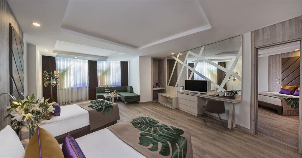 DELPHIN BE GRAND RESORT