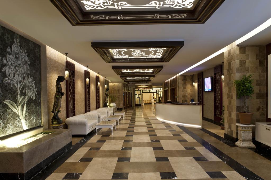 DELPHIN IMPERIAL HOTEL