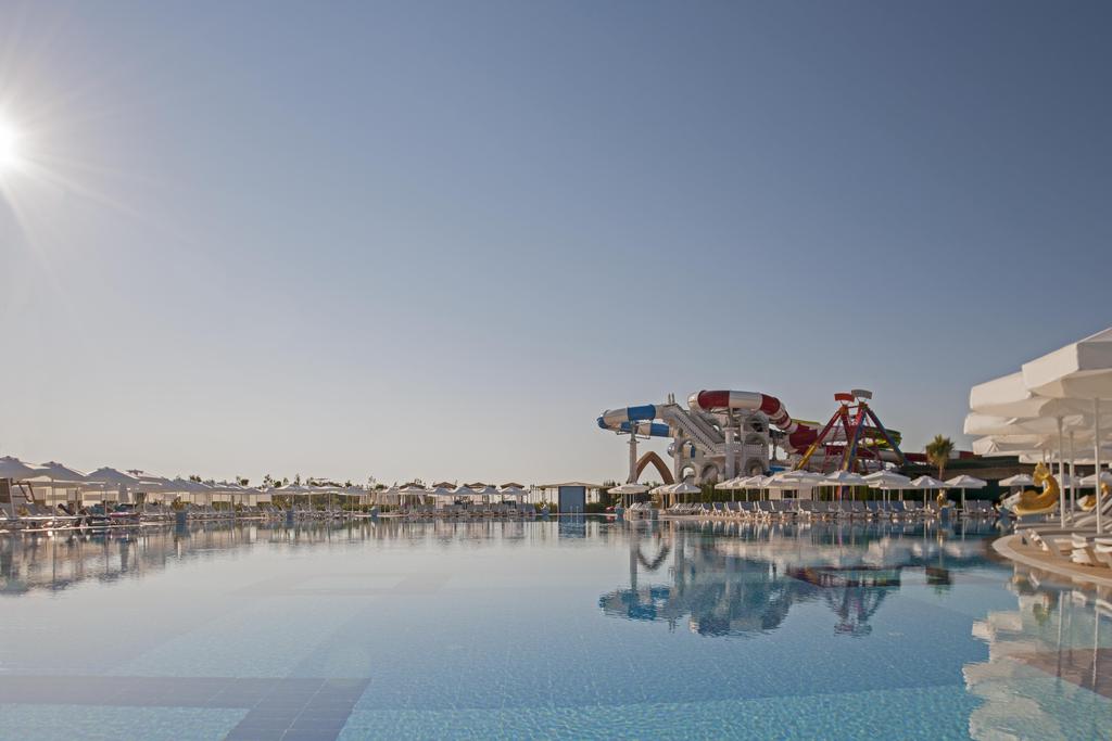 DELPHIN IMPERIAL HOTEL