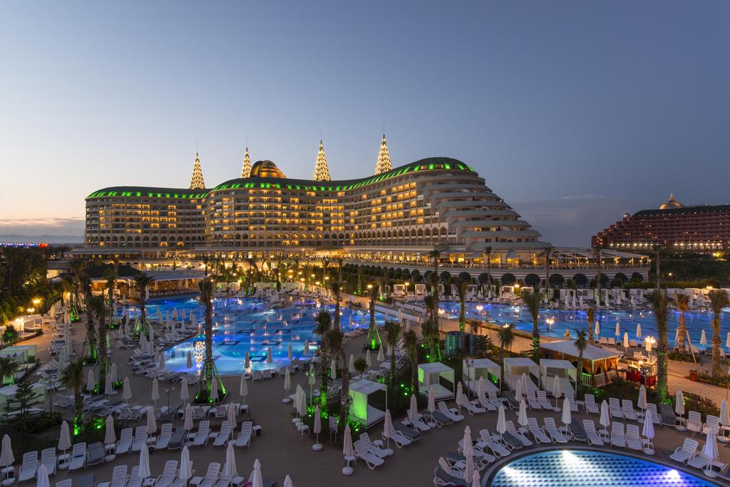 DELPHIN IMPERIAL HOTEL