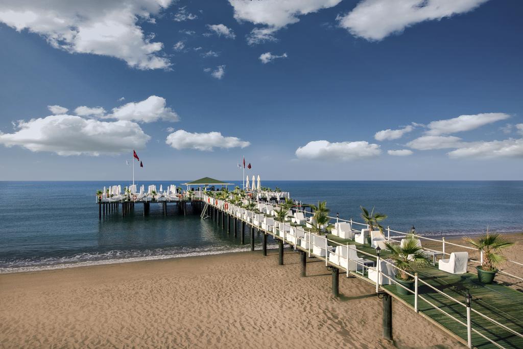 DELPHIN IMPERIAL HOTEL