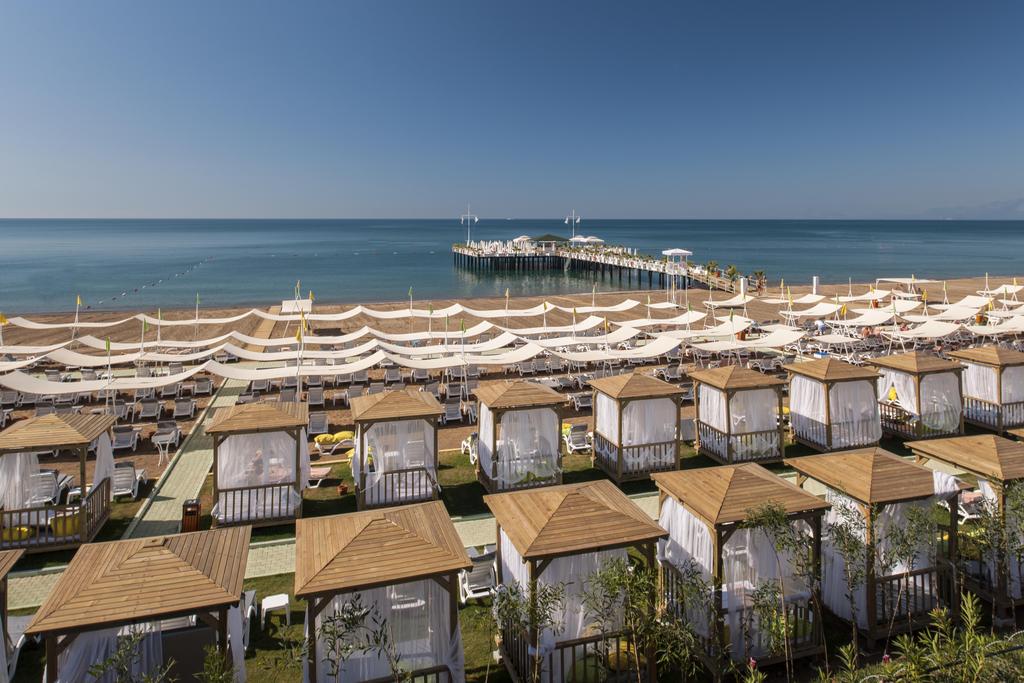 DELPHIN IMPERIAL HOTEL
