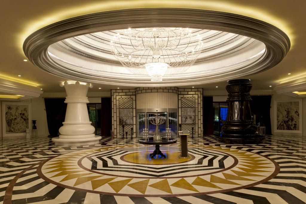 DELPHIN IMPERIAL HOTEL