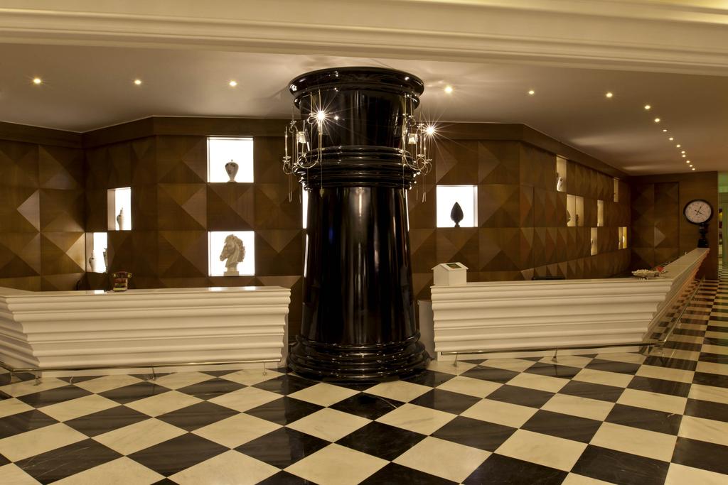 DELPHIN IMPERIAL HOTEL