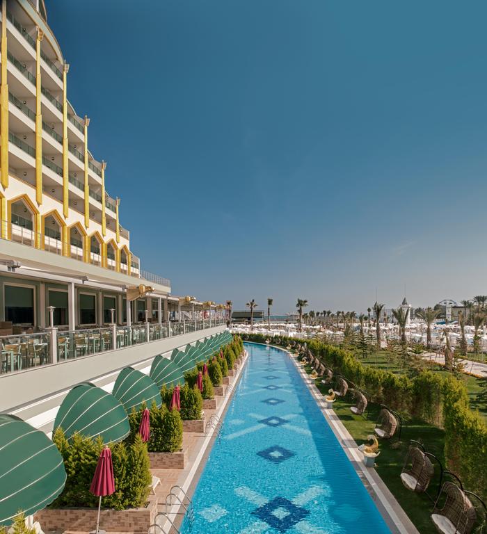 DELPHIN IMPERIAL HOTEL