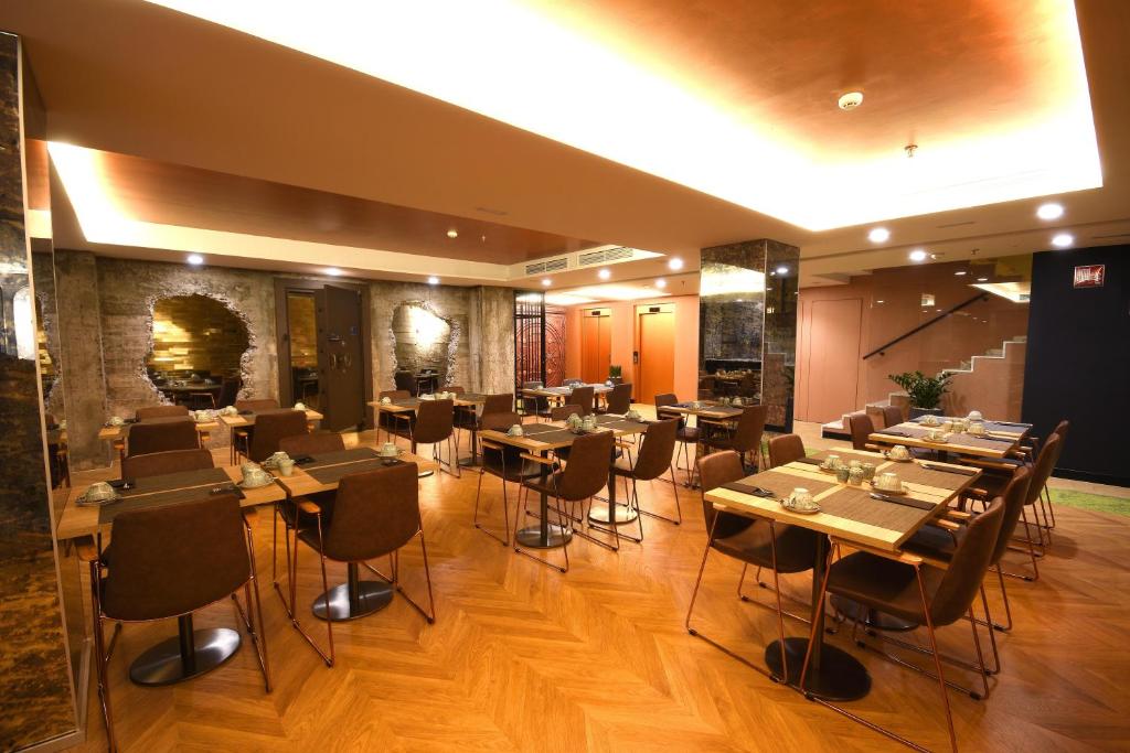 DESIGN PLUS BEX HOTEL