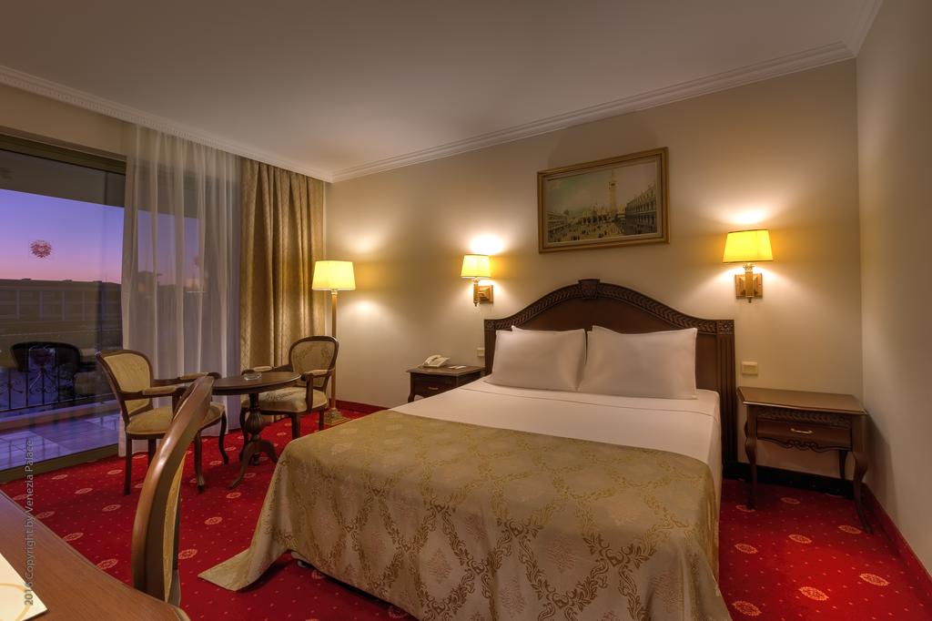 DUCALE LARA (ex. VENEZIA PALACE DE LUXE RESORT)