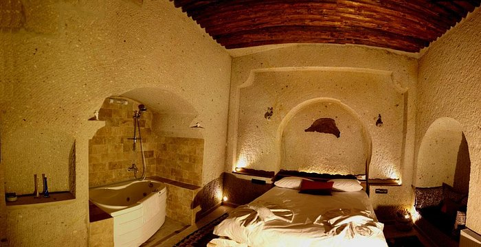 EL PUENTE CAVE HOTEL