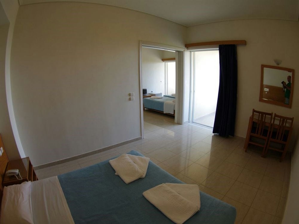 ELEFTHERIA HOTEL